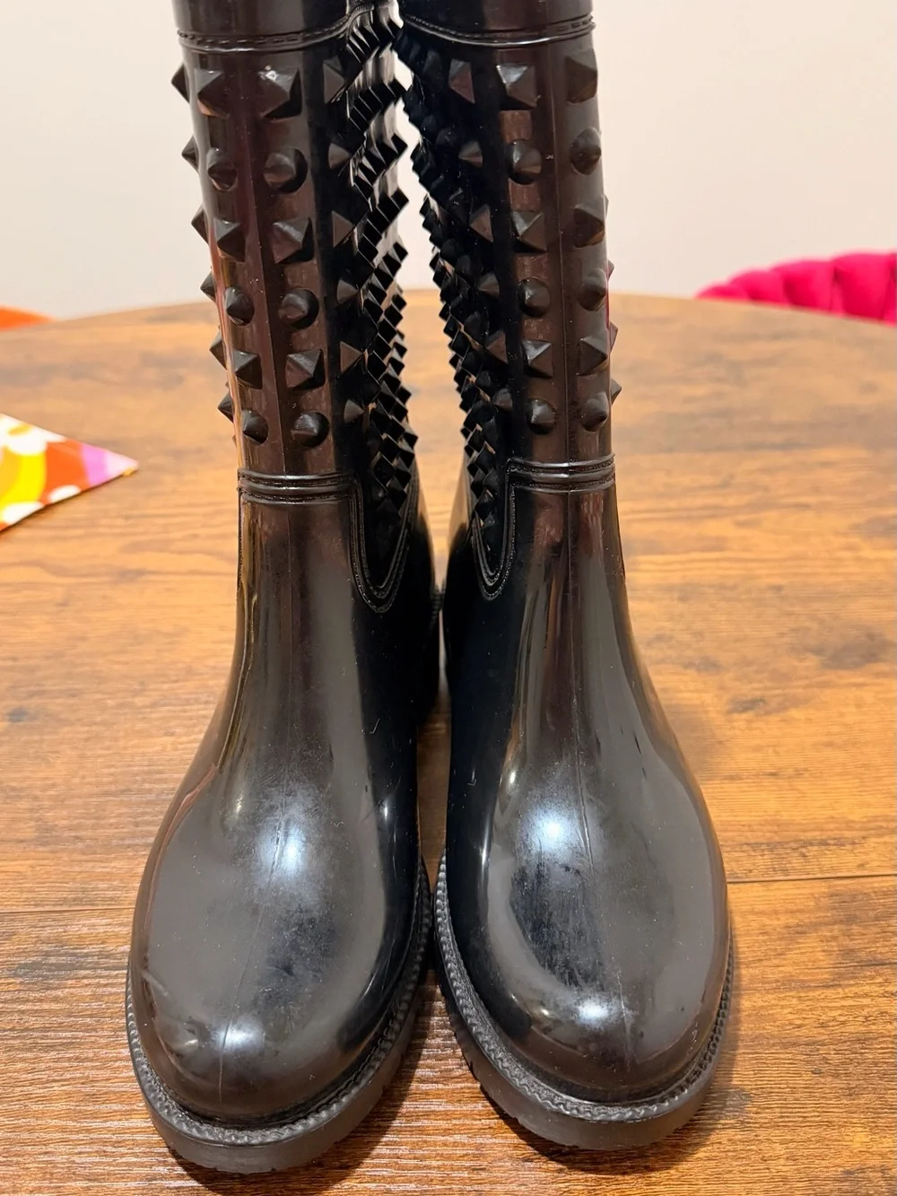 Capelli of New York Black Glossy Studded Short Rain Boots Size 6